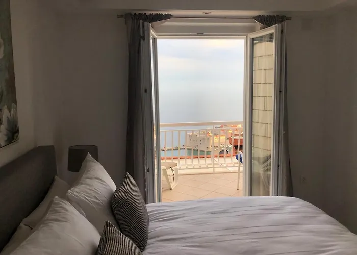 Apartment Luxeview2- Old Town View, 10min To Town